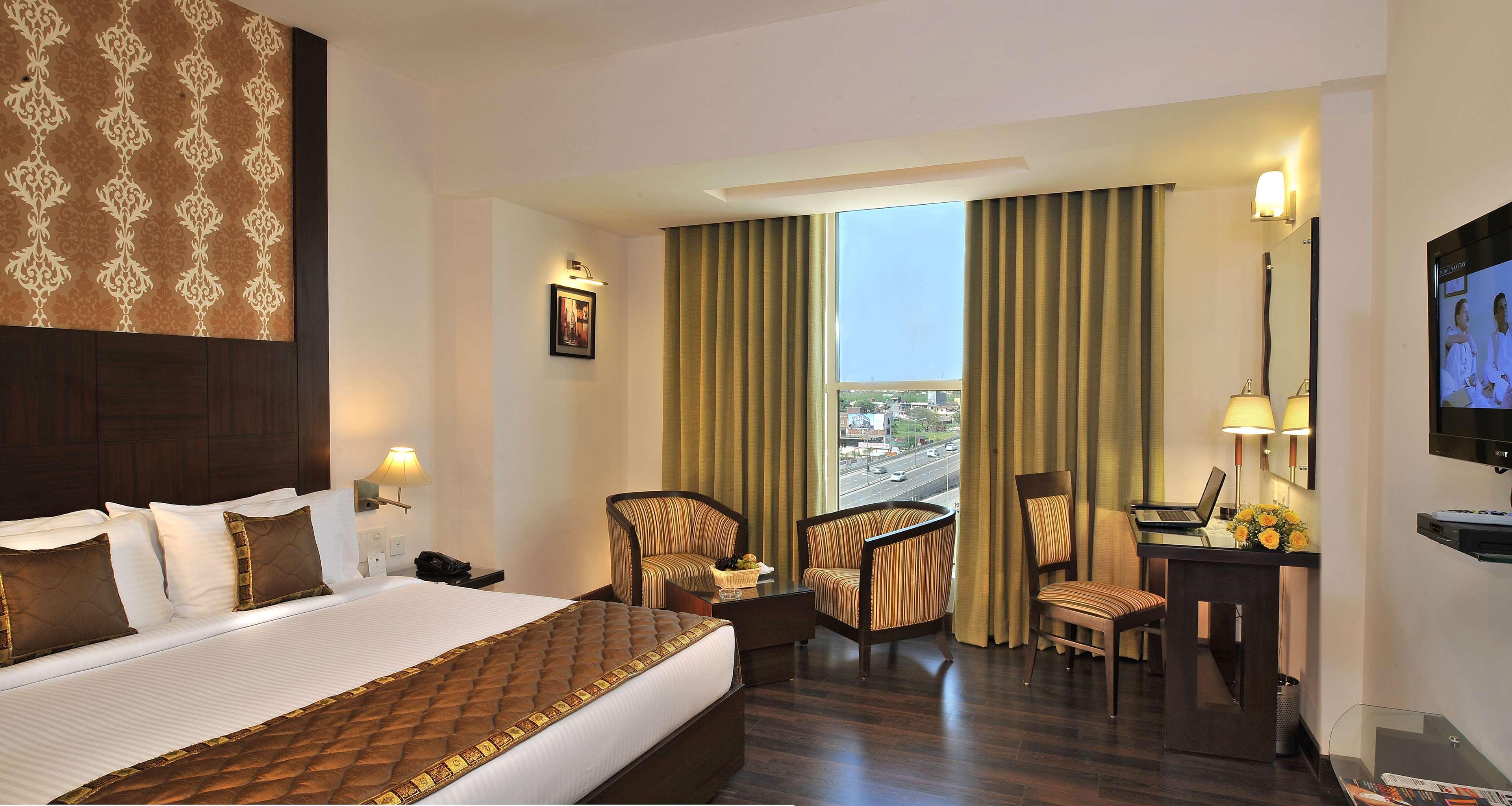 Best Western Maryland Zirakpur Esterno foto