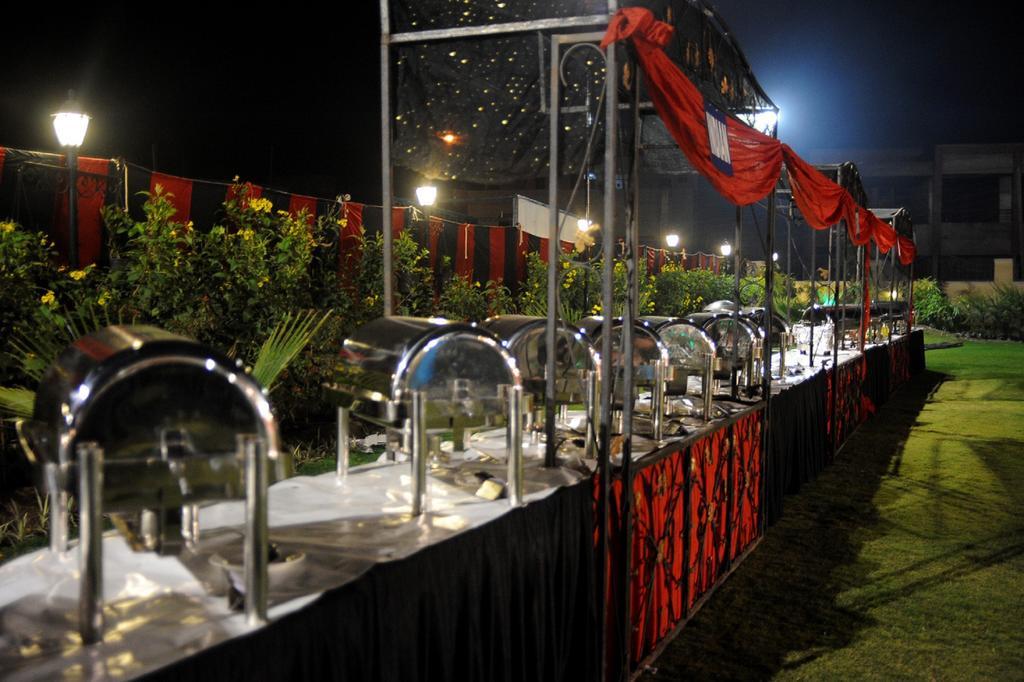 Best Western Maryland Zirakpur Esterno foto